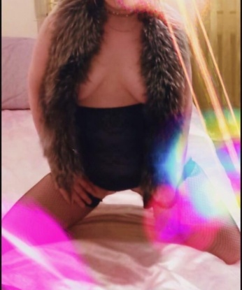 Анкета проститутки Ульяна - город Новотроицкое, 24 года, №8081